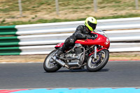 Vintage-motorcycle-club;eventdigitalimages;mallory-park;mallory-park-trackday-photographs;no-limits-trackdays;peter-wileman-photography;trackday-digital-images;trackday-photos;vmcc-festival-1000-bikes-photographs
