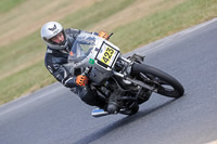Vintage-motorcycle-club;eventdigitalimages;mallory-park;mallory-park-trackday-photographs;no-limits-trackdays;peter-wileman-photography;trackday-digital-images;trackday-photos;vmcc-festival-1000-bikes-photographs