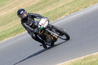 Vintage-motorcycle-club;eventdigitalimages;mallory-park;mallory-park-trackday-photographs;no-limits-trackdays;peter-wileman-photography;trackday-digital-images;trackday-photos;vmcc-festival-1000-bikes-photographs