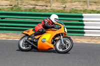 Vintage-motorcycle-club;eventdigitalimages;mallory-park;mallory-park-trackday-photographs;no-limits-trackdays;peter-wileman-photography;trackday-digital-images;trackday-photos;vmcc-festival-1000-bikes-photographs
