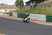Vintage-motorcycle-club;eventdigitalimages;mallory-park;mallory-park-trackday-photographs;no-limits-trackdays;peter-wileman-photography;trackday-digital-images;trackday-photos;vmcc-festival-1000-bikes-photographs