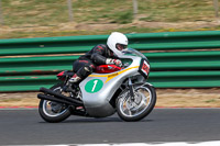 Vintage-motorcycle-club;eventdigitalimages;mallory-park;mallory-park-trackday-photographs;no-limits-trackdays;peter-wileman-photography;trackday-digital-images;trackday-photos;vmcc-festival-1000-bikes-photographs