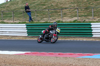 Vintage-motorcycle-club;eventdigitalimages;mallory-park;mallory-park-trackday-photographs;no-limits-trackdays;peter-wileman-photography;trackday-digital-images;trackday-photos;vmcc-festival-1000-bikes-photographs