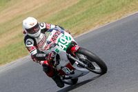 Vintage-motorcycle-club;eventdigitalimages;mallory-park;mallory-park-trackday-photographs;no-limits-trackdays;peter-wileman-photography;trackday-digital-images;trackday-photos;vmcc-festival-1000-bikes-photographs