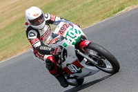 Vintage-motorcycle-club;eventdigitalimages;mallory-park;mallory-park-trackday-photographs;no-limits-trackdays;peter-wileman-photography;trackday-digital-images;trackday-photos;vmcc-festival-1000-bikes-photographs