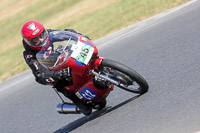 Vintage-motorcycle-club;eventdigitalimages;mallory-park;mallory-park-trackday-photographs;no-limits-trackdays;peter-wileman-photography;trackday-digital-images;trackday-photos;vmcc-festival-1000-bikes-photographs