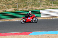 Vintage-motorcycle-club;eventdigitalimages;mallory-park;mallory-park-trackday-photographs;no-limits-trackdays;peter-wileman-photography;trackday-digital-images;trackday-photos;vmcc-festival-1000-bikes-photographs