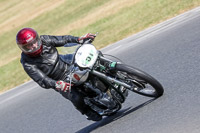 Vintage-motorcycle-club;eventdigitalimages;mallory-park;mallory-park-trackday-photographs;no-limits-trackdays;peter-wileman-photography;trackday-digital-images;trackday-photos;vmcc-festival-1000-bikes-photographs