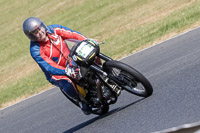 Vintage-motorcycle-club;eventdigitalimages;mallory-park;mallory-park-trackday-photographs;no-limits-trackdays;peter-wileman-photography;trackday-digital-images;trackday-photos;vmcc-festival-1000-bikes-photographs