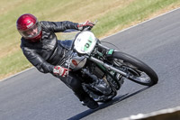 Vintage-motorcycle-club;eventdigitalimages;mallory-park;mallory-park-trackday-photographs;no-limits-trackdays;peter-wileman-photography;trackday-digital-images;trackday-photos;vmcc-festival-1000-bikes-photographs