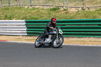 Vintage-motorcycle-club;eventdigitalimages;mallory-park;mallory-park-trackday-photographs;no-limits-trackdays;peter-wileman-photography;trackday-digital-images;trackday-photos;vmcc-festival-1000-bikes-photographs