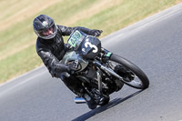 Vintage-motorcycle-club;eventdigitalimages;mallory-park;mallory-park-trackday-photographs;no-limits-trackdays;peter-wileman-photography;trackday-digital-images;trackday-photos;vmcc-festival-1000-bikes-photographs