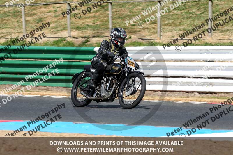 Vintage motorcycle club;eventdigitalimages;mallory park;mallory park trackday photographs;no limits trackdays;peter wileman photography;trackday digital images;trackday photos;vmcc festival 1000 bikes photographs