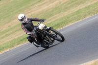 Vintage-motorcycle-club;eventdigitalimages;mallory-park;mallory-park-trackday-photographs;no-limits-trackdays;peter-wileman-photography;trackday-digital-images;trackday-photos;vmcc-festival-1000-bikes-photographs