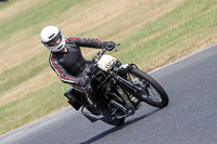 Vintage-motorcycle-club;eventdigitalimages;mallory-park;mallory-park-trackday-photographs;no-limits-trackdays;peter-wileman-photography;trackday-digital-images;trackday-photos;vmcc-festival-1000-bikes-photographs