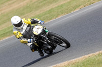 Vintage-motorcycle-club;eventdigitalimages;mallory-park;mallory-park-trackday-photographs;no-limits-trackdays;peter-wileman-photography;trackday-digital-images;trackday-photos;vmcc-festival-1000-bikes-photographs