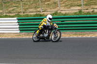 Vintage-motorcycle-club;eventdigitalimages;mallory-park;mallory-park-trackday-photographs;no-limits-trackdays;peter-wileman-photography;trackday-digital-images;trackday-photos;vmcc-festival-1000-bikes-photographs