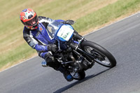 Vintage-motorcycle-club;eventdigitalimages;mallory-park;mallory-park-trackday-photographs;no-limits-trackdays;peter-wileman-photography;trackday-digital-images;trackday-photos;vmcc-festival-1000-bikes-photographs