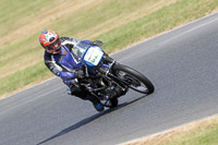 Vintage-motorcycle-club;eventdigitalimages;mallory-park;mallory-park-trackday-photographs;no-limits-trackdays;peter-wileman-photography;trackday-digital-images;trackday-photos;vmcc-festival-1000-bikes-photographs