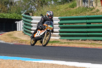 Vintage-motorcycle-club;eventdigitalimages;mallory-park;mallory-park-trackday-photographs;no-limits-trackdays;peter-wileman-photography;trackday-digital-images;trackday-photos;vmcc-festival-1000-bikes-photographs