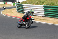 Vintage-motorcycle-club;eventdigitalimages;mallory-park;mallory-park-trackday-photographs;no-limits-trackdays;peter-wileman-photography;trackday-digital-images;trackday-photos;vmcc-festival-1000-bikes-photographs