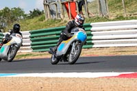 Vintage-motorcycle-club;eventdigitalimages;mallory-park;mallory-park-trackday-photographs;no-limits-trackdays;peter-wileman-photography;trackday-digital-images;trackday-photos;vmcc-festival-1000-bikes-photographs