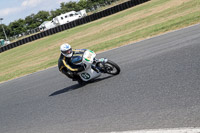 Vintage-motorcycle-club;eventdigitalimages;mallory-park;mallory-park-trackday-photographs;no-limits-trackdays;peter-wileman-photography;trackday-digital-images;trackday-photos;vmcc-festival-1000-bikes-photographs