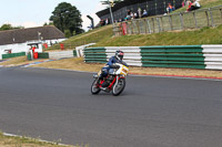 Vintage-motorcycle-club;eventdigitalimages;mallory-park;mallory-park-trackday-photographs;no-limits-trackdays;peter-wileman-photography;trackday-digital-images;trackday-photos;vmcc-festival-1000-bikes-photographs