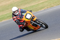 Vintage-motorcycle-club;eventdigitalimages;mallory-park;mallory-park-trackday-photographs;no-limits-trackdays;peter-wileman-photography;trackday-digital-images;trackday-photos;vmcc-festival-1000-bikes-photographs