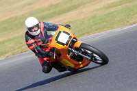 Vintage-motorcycle-club;eventdigitalimages;mallory-park;mallory-park-trackday-photographs;no-limits-trackdays;peter-wileman-photography;trackday-digital-images;trackday-photos;vmcc-festival-1000-bikes-photographs