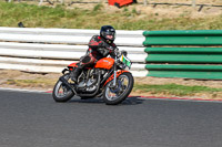 Vintage-motorcycle-club;eventdigitalimages;mallory-park;mallory-park-trackday-photographs;no-limits-trackdays;peter-wileman-photography;trackday-digital-images;trackday-photos;vmcc-festival-1000-bikes-photographs
