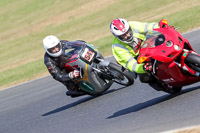Vintage-motorcycle-club;eventdigitalimages;mallory-park;mallory-park-trackday-photographs;no-limits-trackdays;peter-wileman-photography;trackday-digital-images;trackday-photos;vmcc-festival-1000-bikes-photographs