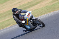 Vintage-motorcycle-club;eventdigitalimages;mallory-park;mallory-park-trackday-photographs;no-limits-trackdays;peter-wileman-photography;trackday-digital-images;trackday-photos;vmcc-festival-1000-bikes-photographs