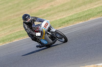 Vintage-motorcycle-club;eventdigitalimages;mallory-park;mallory-park-trackday-photographs;no-limits-trackdays;peter-wileman-photography;trackday-digital-images;trackday-photos;vmcc-festival-1000-bikes-photographs