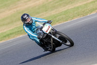 Vintage-motorcycle-club;eventdigitalimages;mallory-park;mallory-park-trackday-photographs;no-limits-trackdays;peter-wileman-photography;trackday-digital-images;trackday-photos;vmcc-festival-1000-bikes-photographs