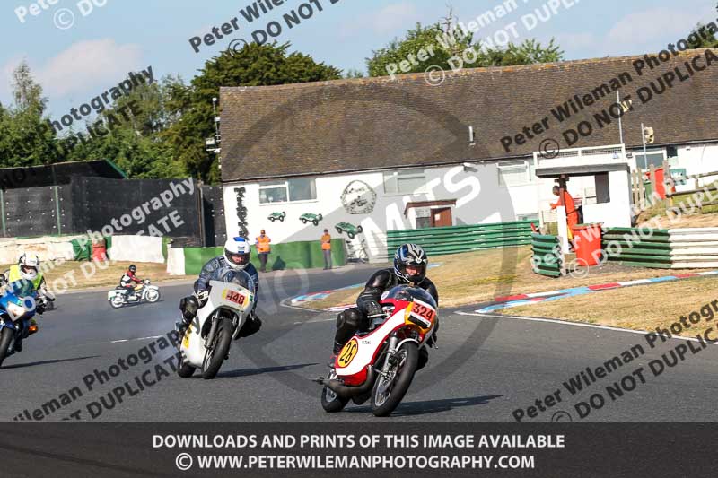 Vintage motorcycle club;eventdigitalimages;mallory park;mallory park trackday photographs;no limits trackdays;peter wileman photography;trackday digital images;trackday photos;vmcc festival 1000 bikes photographs