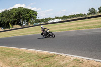 Vintage-motorcycle-club;eventdigitalimages;mallory-park;mallory-park-trackday-photographs;no-limits-trackdays;peter-wileman-photography;trackday-digital-images;trackday-photos;vmcc-festival-1000-bikes-photographs