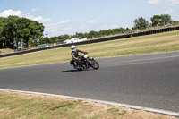Vintage-motorcycle-club;eventdigitalimages;mallory-park;mallory-park-trackday-photographs;no-limits-trackdays;peter-wileman-photography;trackday-digital-images;trackday-photos;vmcc-festival-1000-bikes-photographs