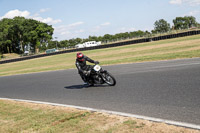 Vintage-motorcycle-club;eventdigitalimages;mallory-park;mallory-park-trackday-photographs;no-limits-trackdays;peter-wileman-photography;trackday-digital-images;trackday-photos;vmcc-festival-1000-bikes-photographs