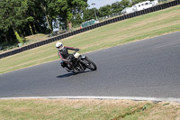 Vintage-motorcycle-club;eventdigitalimages;mallory-park;mallory-park-trackday-photographs;no-limits-trackdays;peter-wileman-photography;trackday-digital-images;trackday-photos;vmcc-festival-1000-bikes-photographs