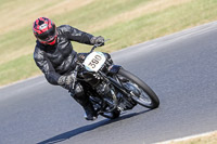 Vintage-motorcycle-club;eventdigitalimages;mallory-park;mallory-park-trackday-photographs;no-limits-trackdays;peter-wileman-photography;trackday-digital-images;trackday-photos;vmcc-festival-1000-bikes-photographs