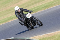 Vintage-motorcycle-club;eventdigitalimages;mallory-park;mallory-park-trackday-photographs;no-limits-trackdays;peter-wileman-photography;trackday-digital-images;trackday-photos;vmcc-festival-1000-bikes-photographs