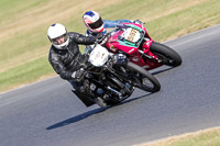 Vintage-motorcycle-club;eventdigitalimages;mallory-park;mallory-park-trackday-photographs;no-limits-trackdays;peter-wileman-photography;trackday-digital-images;trackday-photos;vmcc-festival-1000-bikes-photographs