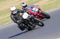Vintage-motorcycle-club;eventdigitalimages;mallory-park;mallory-park-trackday-photographs;no-limits-trackdays;peter-wileman-photography;trackday-digital-images;trackday-photos;vmcc-festival-1000-bikes-photographs