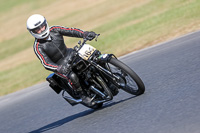 Vintage-motorcycle-club;eventdigitalimages;mallory-park;mallory-park-trackday-photographs;no-limits-trackdays;peter-wileman-photography;trackday-digital-images;trackday-photos;vmcc-festival-1000-bikes-photographs