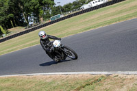Vintage-motorcycle-club;eventdigitalimages;mallory-park;mallory-park-trackday-photographs;no-limits-trackdays;peter-wileman-photography;trackday-digital-images;trackday-photos;vmcc-festival-1000-bikes-photographs