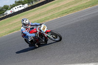 Vintage-motorcycle-club;eventdigitalimages;mallory-park;mallory-park-trackday-photographs;no-limits-trackdays;peter-wileman-photography;trackday-digital-images;trackday-photos;vmcc-festival-1000-bikes-photographs