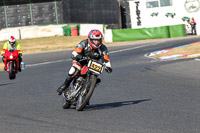 Vintage-motorcycle-club;eventdigitalimages;mallory-park;mallory-park-trackday-photographs;no-limits-trackdays;peter-wileman-photography;trackday-digital-images;trackday-photos;vmcc-festival-1000-bikes-photographs