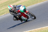 Vintage-motorcycle-club;eventdigitalimages;mallory-park;mallory-park-trackday-photographs;no-limits-trackdays;peter-wileman-photography;trackday-digital-images;trackday-photos;vmcc-festival-1000-bikes-photographs
