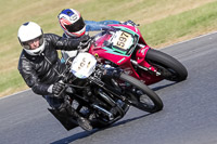 Vintage-motorcycle-club;eventdigitalimages;mallory-park;mallory-park-trackday-photographs;no-limits-trackdays;peter-wileman-photography;trackday-digital-images;trackday-photos;vmcc-festival-1000-bikes-photographs